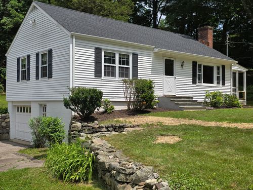 58 Old Hawleyville Rd, Newtown, CT, 06470-1209 | Card Image