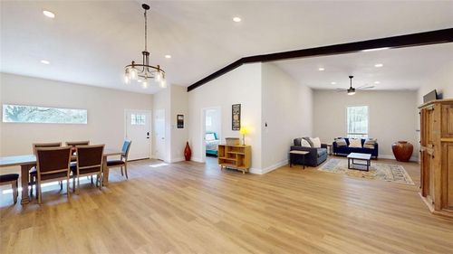19 Alamo Rd, Broken Bow, OK, 74728 | Card Image