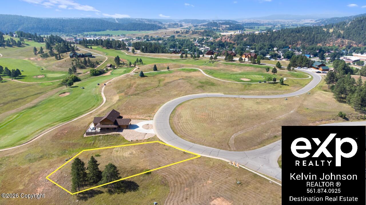 Land in Hulett
