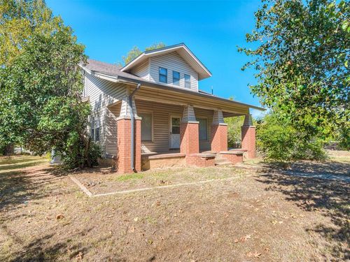 1501 Gladstone Ter, The Village, OK, 73120-4030 | Card Image
