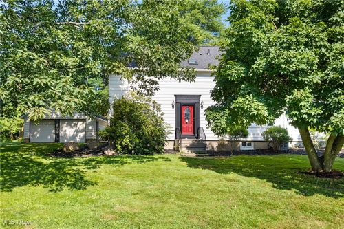 3814 Hudson Dr, Stow, OH, 44224-2913 | Card Image