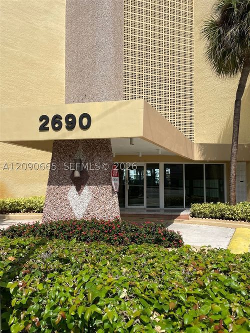 504-2690 Sw 22nd Ave, Miami, FL, 33133-2365 | Card Image