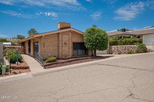 3204 High Point Dr, El Paso, TX, 79904-2400 | Card Image