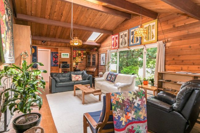 19865 36 A Ave, House other with 4 bedrooms, 2 bathrooms and 6 parking in Langley BC | Image 7