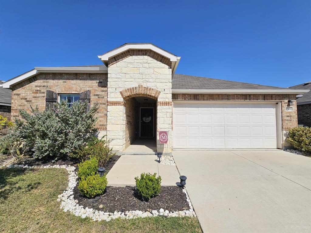 Waggoner Dr, Cross Roads, TX 76227