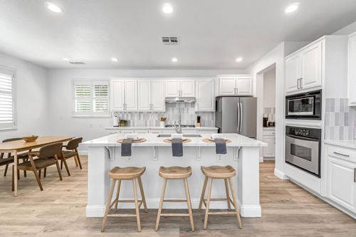 14705 Spanish Bay Way, Chowchilla, CA, 93610-7902 | Card Image