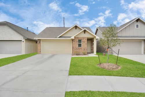 15801 Macroom Dr, Humble, TX, 77396-5111 | Card Image