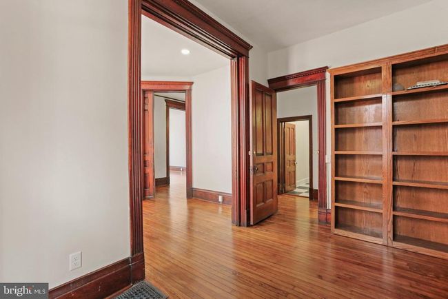 408 W King St, Home with 0 bedrooms, 4 bathrooms and null parking in MARTINSBURG WV | Image 30