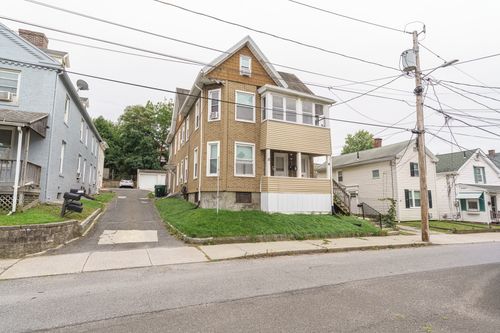 17 Spring St, Chicopee, MA, 01013-2610 | Card Image