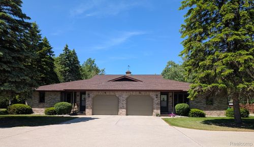 600 Thomas St, Hemlock, MI, 48626-9350 | Card Image