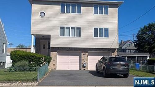 33 William St, Wallington, NJ, 07057-1313 | Card Image