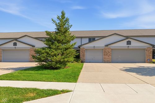 7132 Sea Pine Dr, Indianapolis, IN, 46250-4138 | Card Image