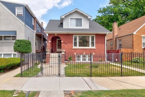 2705 N Oak Park Ave, Chicago, IL, 60707-1753 | Card Image