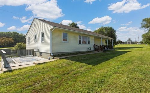 820 S Main St, Lansing, KS, 66043-6206 | Card Image
