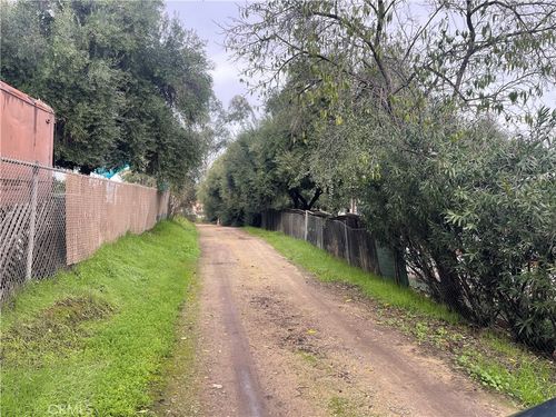 32290 Bilton, Wildomar, CA, 92595 | Card Image