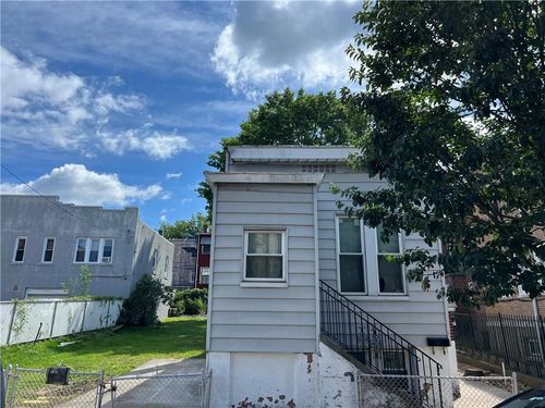 1912 Pilgrim Ave, Bronx, NY, 10461-4002 | Card Image
