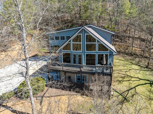 2201 Applewood Rd, Sevierville, TN, 37862-7199 | Card Image