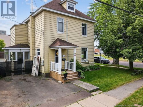 144 Dufferin St, Moncton, NB, E1C1Z3 | Card Image
