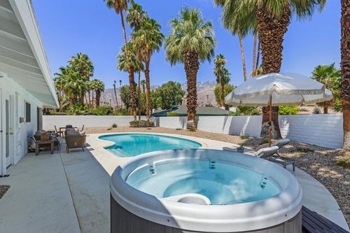 1177 S Farrell Dr, Palm Springs, CA, 92264-8690 | Card Image
