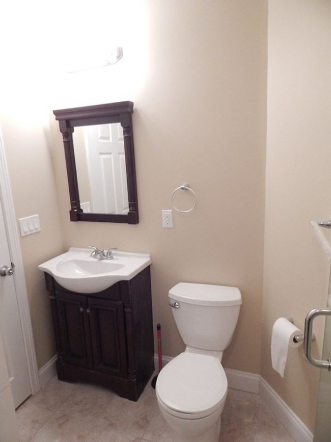 APT-3 - 28 Chelsea St, Condo with 2 bedrooms, 1 bathrooms and null parking in Boston MA | Image 8
