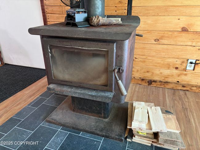 Wood Stove | Image 32