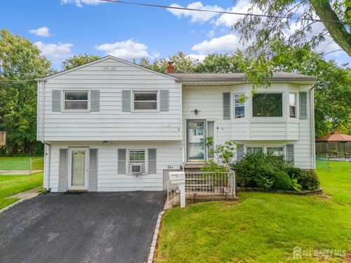 31 Heidi Dr, Fords, NJ, 08863-1334 | Card Image
