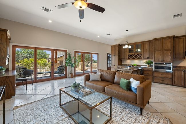 Open floor plan with front facing French doors | Image 29