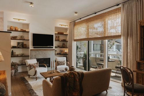 62-14 Wild Goose Ct, Newport Beach, CA, 92663-2343 | Card Image