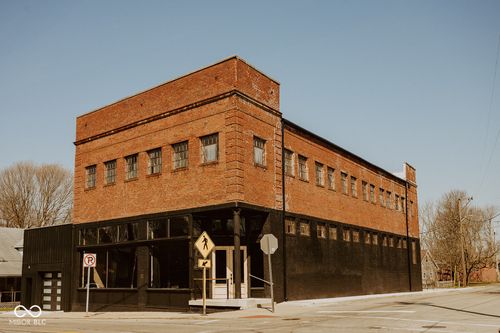 11 W Main St, Markleville, IN, 46056-9454 | Card Image