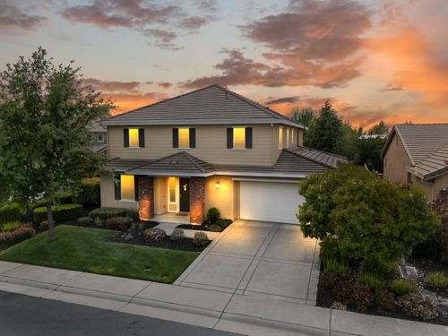 902 Anvil Circle, Rocklin, CA, 95765 | Card Image