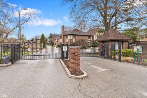 d-2211 Rome Drive, Indianapolis, IN, 46228 | Card Image