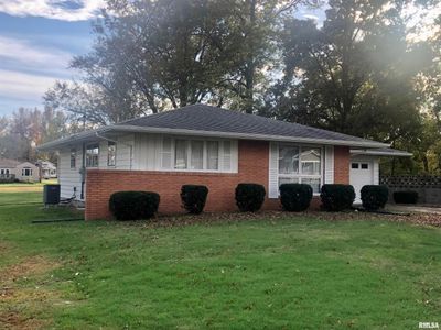 1707 W Walnut Street, House other with 3 bedrooms, 2 bathrooms and null parking in Marion IL | Image 3