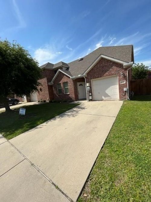 201 Seva Ct, Irving, TX, 75061-2609 | Card Image