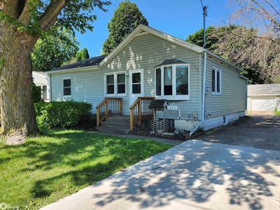 1726 S Hampshire, Home with 2 bedrooms, 1 bathrooms and 1 parking in Mason City IA | Image 1