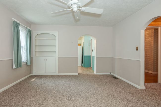 315 W Bennett St, Home with 2 bedrooms, 1 bathrooms and null parking in Pontiac IL | Image 30