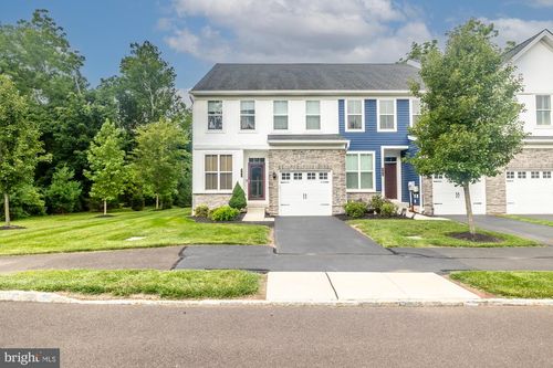 401 Wynstone Ct, COLMAR, PA, 18915-3111 | Card Image