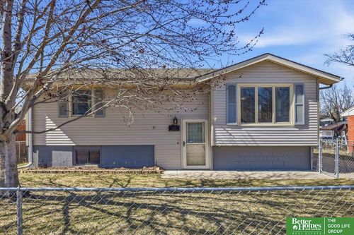 4004 N 13th St, Carter Lake, IA, 51510-1240 | Card Image