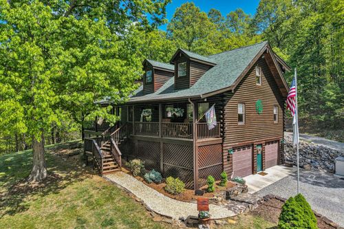 634 Zimmerman Rd, Blue Ridge, VA, 24064-2106 | Card Image