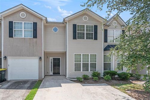2284 Nicole Dr, Hampton, GA, 30228-6275 | Card Image