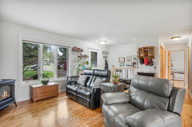 1120 Cedres St, House other with 3 bedrooms, 1 bathrooms and 10 parking in Chute A Blondeau ON | Image 6