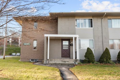 333 S Elm St, Wallingford, CT, 06492-4818 | Card Image