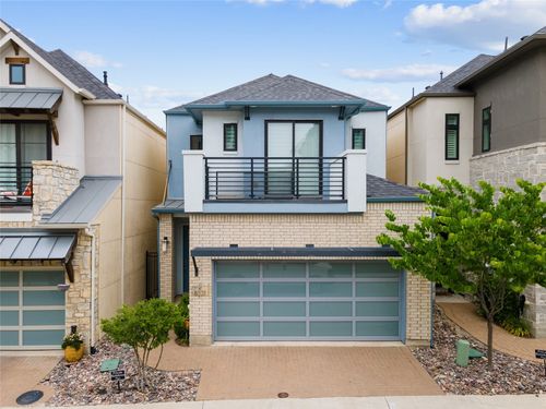 8331 Nunley Ln, Dallas, TX, 75231-4630 | Card Image