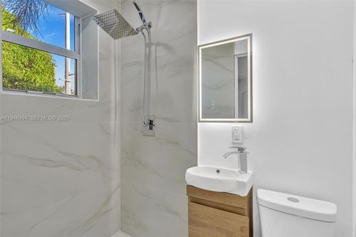 1-7-709 Sw 4th Ct, Fort Lauderdale, FL, 33315 | Card Image