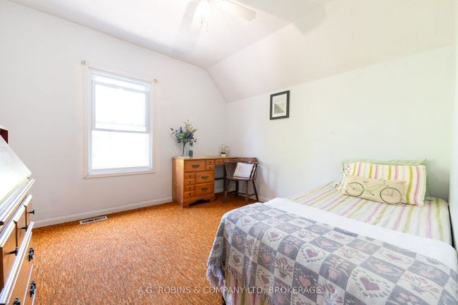 52 Charles St, House other with 4 bedrooms, 2 bathrooms and 3 parking in Port Colborne ON | Image 17