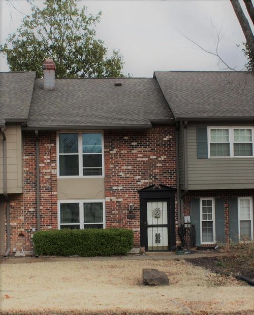 1721 Hobbits Glen Dr, Germantown, TN, 38138 | Card Image