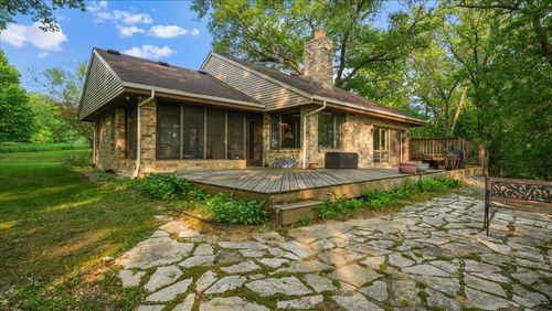 S7464 Aspen Ridge Rd, De Soto, WI, 54624-6200 | Card Image