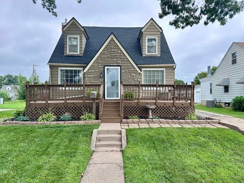 806 W 12th St, Sterling, IL, 61081-2104 | Card Image
