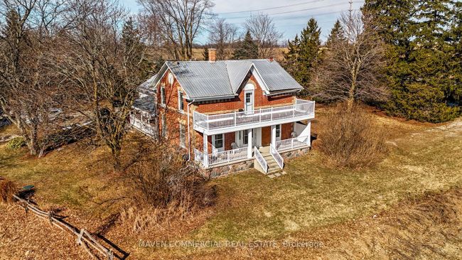 7369 5 Th Sideroad, Home with 5 bedrooms, 3 bathrooms and null parking in Adjala-Tosorontio ON | Image 4