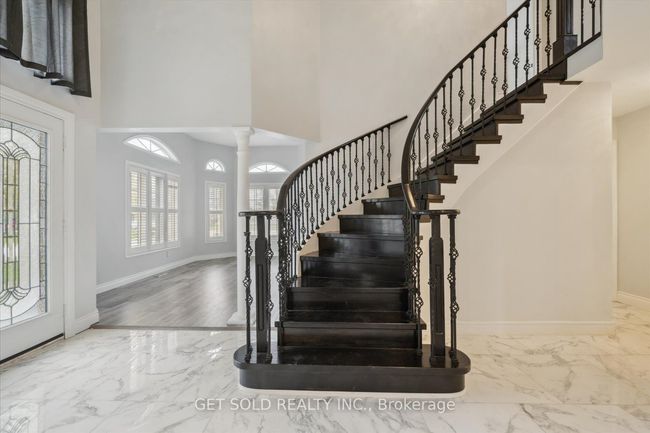1 Mckie Crt, House other with 7 bedrooms, 4 bathrooms and 8 parking in Ajax ON | Image 8