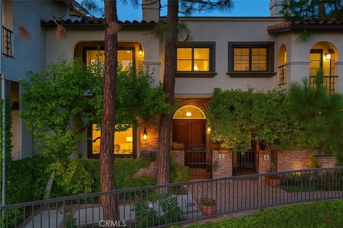 16-2311 Roscomare Rd, Los Angeles, CA, 90077-2226 | Card Image